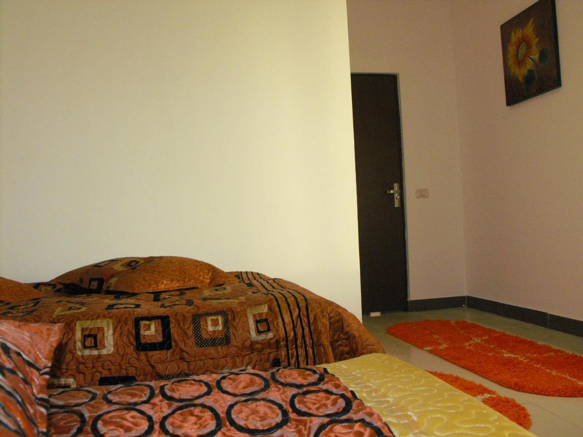 Casa Rustica Apart & Rooms Cimpineanca Ngoại thất bức ảnh