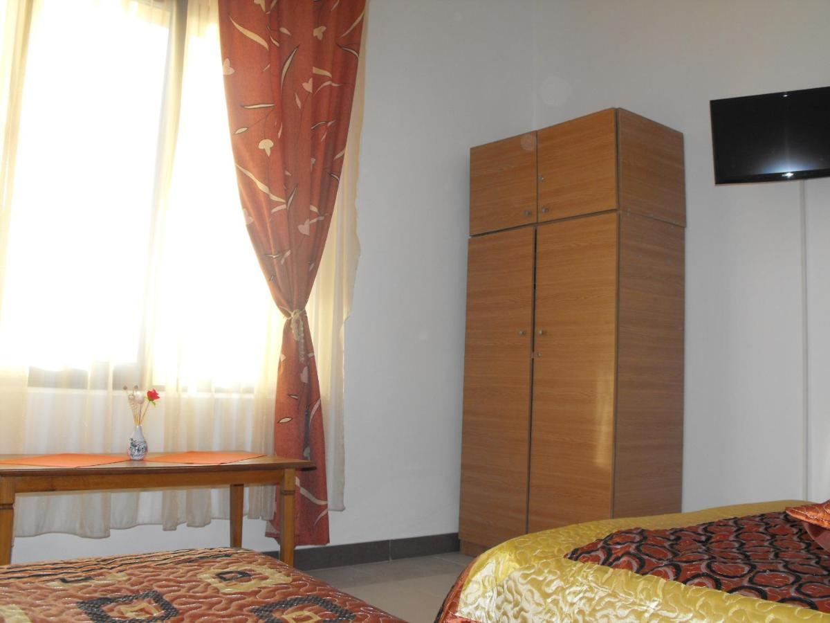 Casa Rustica Apart & Rooms Cimpineanca Ngoại thất bức ảnh