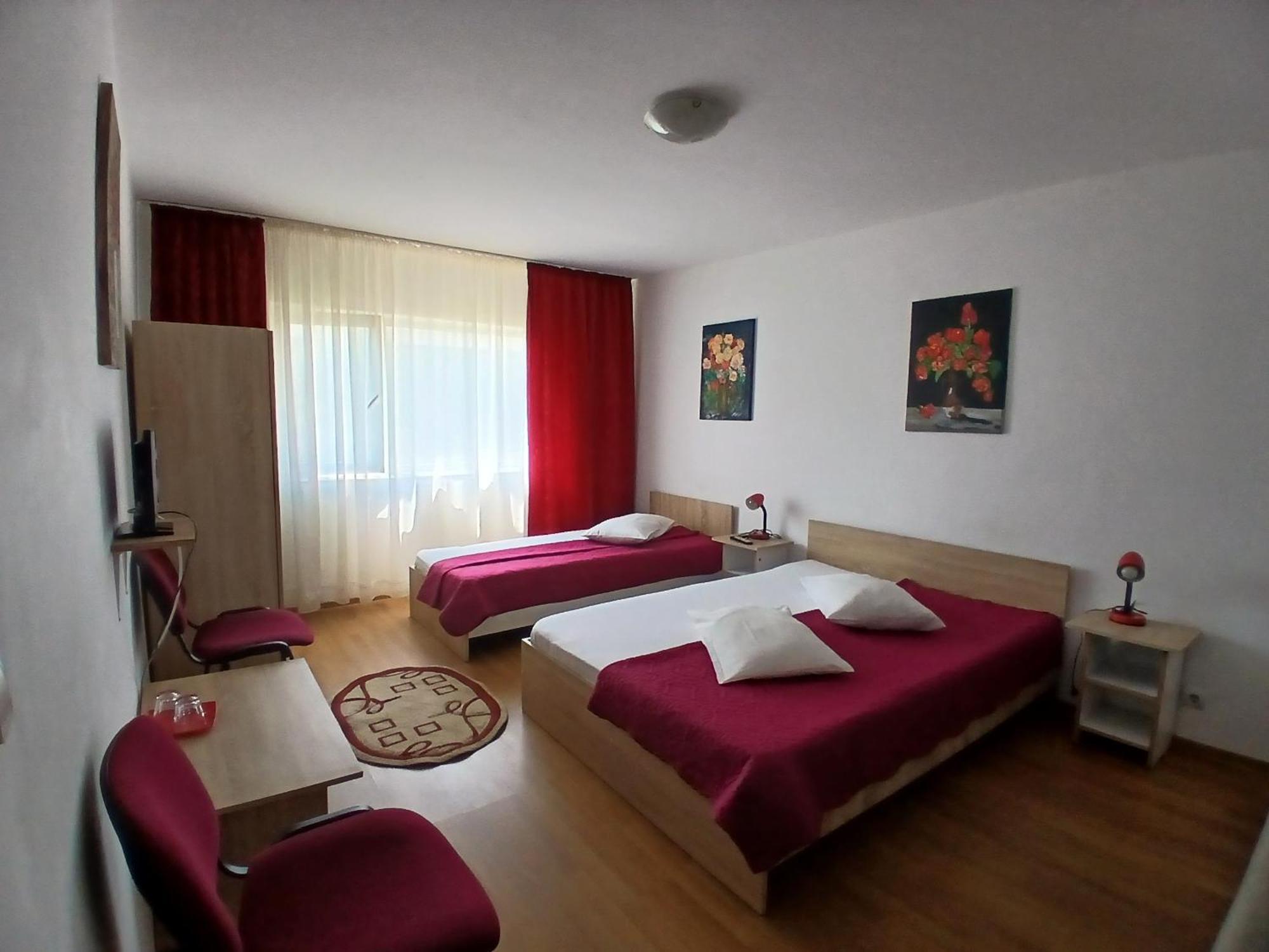 Casa Rustica Apart & Rooms Cimpineanca Ngoại thất bức ảnh