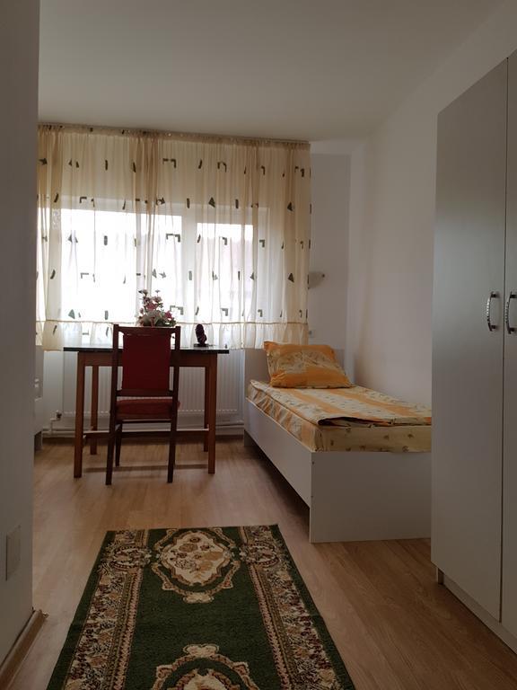 Casa Rustica Apart & Rooms Cimpineanca Ngoại thất bức ảnh