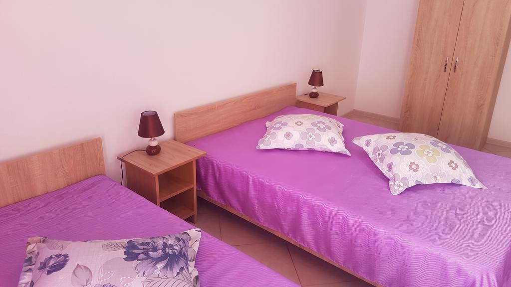 Casa Rustica Apart & Rooms Cimpineanca Ngoại thất bức ảnh