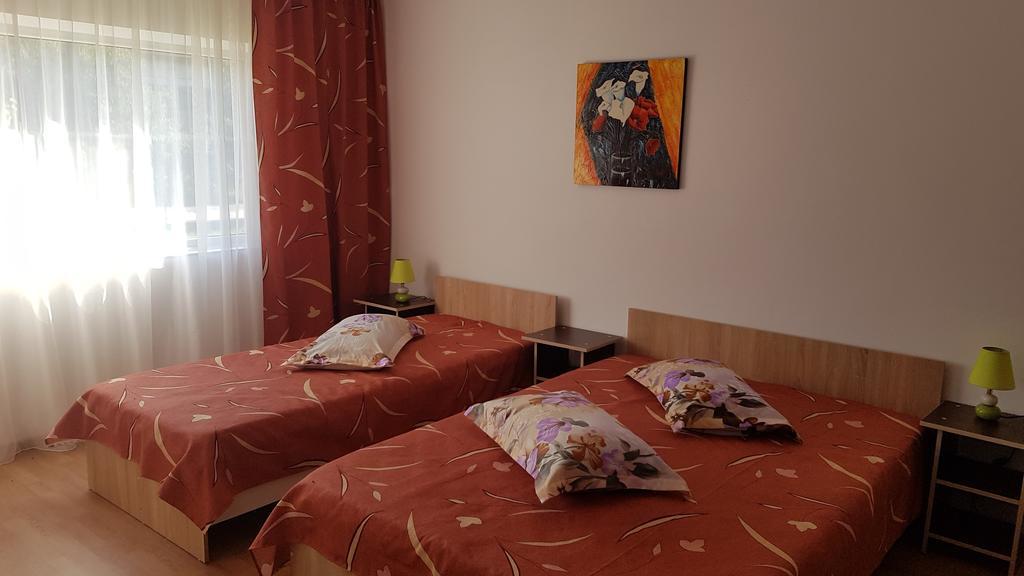 Casa Rustica Apart & Rooms Cimpineanca Ngoại thất bức ảnh