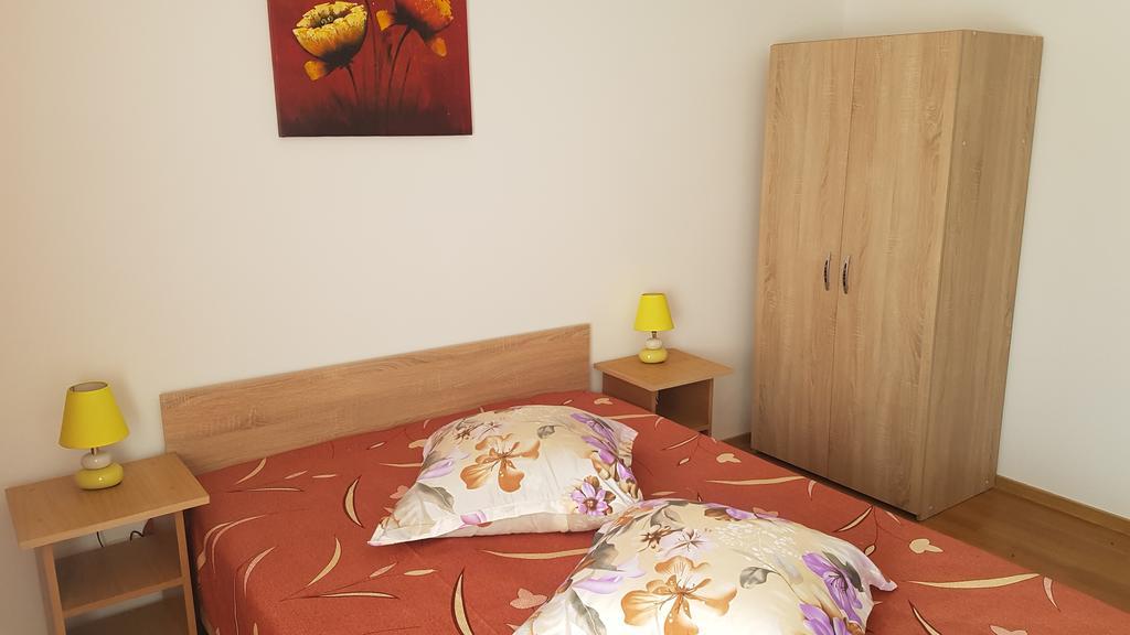 Casa Rustica Apart & Rooms Cimpineanca Ngoại thất bức ảnh